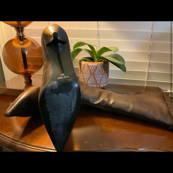 Chocolate Nine West Boots - Picture 3 of 10